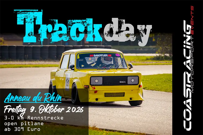 Gelber Simca Oldtimer-Rennwagen beim Coast Racing Trackday auf der 3.0 km langen Strecke des Anneau du Rhin.